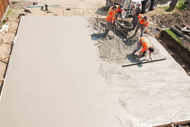 Best Concrete Retaining Walls in Beechwood, MI